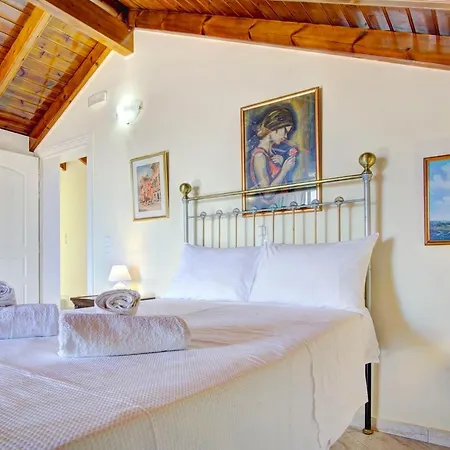 Apartment Casa Tzos *